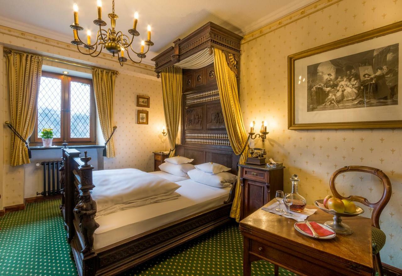 Burghotel Auf Schoenburg Oberwesel Exterior photo